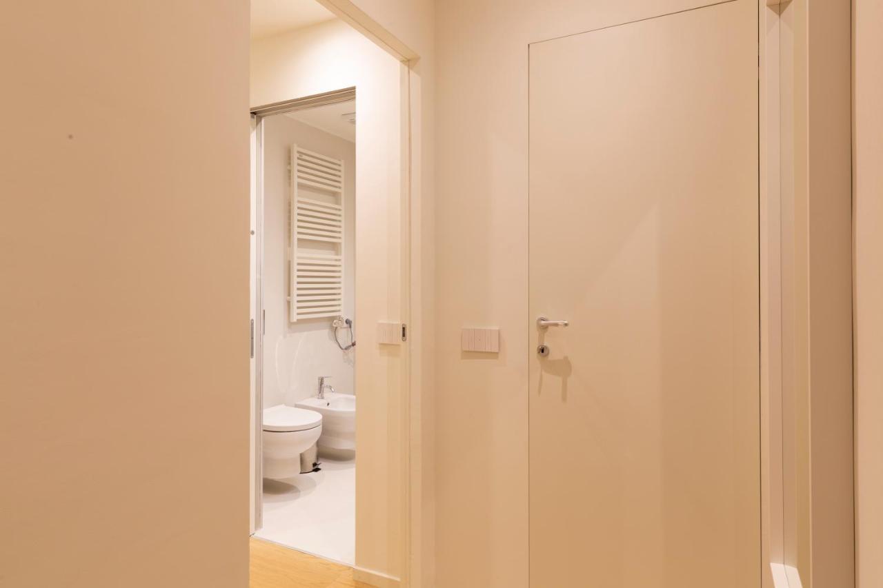 Appartamento Domus Ticinese Milano Esterno foto